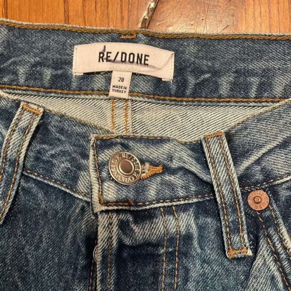 Re/done button fly straight leg jeans 28 nwot 90s jeans